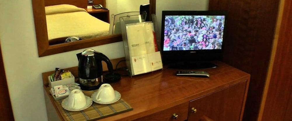 Hotel Gea Di Vulcano Róma Kültér fotó