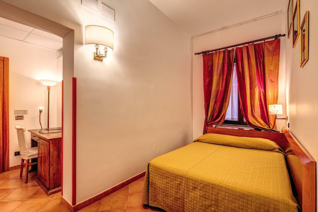 Hotel Gea Di Vulcano Róma Kültér fotó