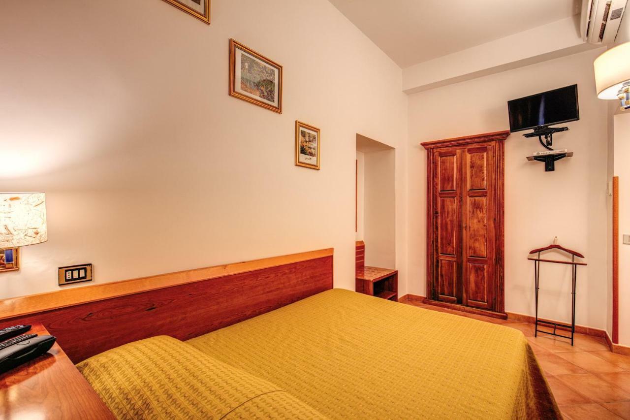 Hotel Gea Di Vulcano Róma Kültér fotó