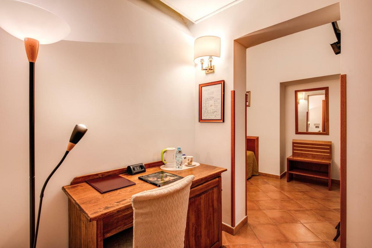 Hotel Gea Di Vulcano Róma Kültér fotó